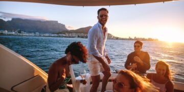 Som de Cinema no Mar Como Garantir a Melhor Música na Sua Festa de Barco